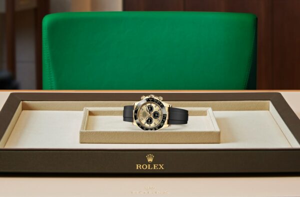 rolex cosmograph daytona m126518ln 0012 oyster 40 mm yellow gold 2634 ab5hi.jpg