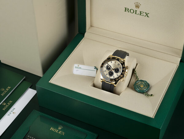 rolex cosmograph daytona m126518ln 0012 oyster 40 mm yellow gold 4348 u341o.jpg