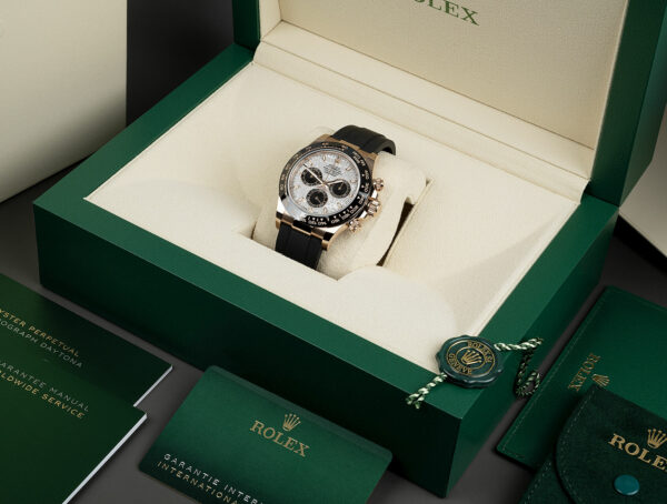 rolex cosmograph daytona oyster 40 mm everose gold m116515ln 0055 8889 awysq.jpg