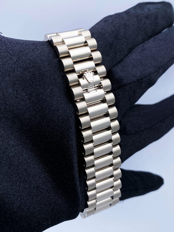 Rolex Day-Date 228239 Olive Dial 18K White Gold Mens Watch Box Papers - Image 7