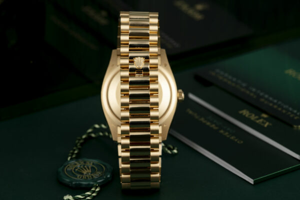Rolex DAY-DATE 36  Oyster, 36 mm, yellow gold  M128238-0069 - Image 4