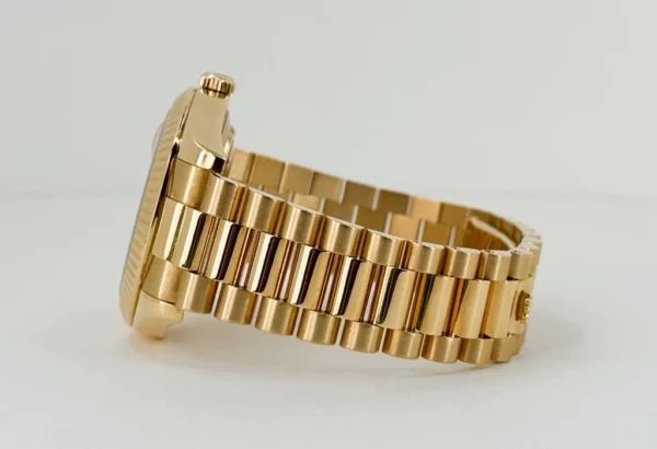 Rolex Day-Date 41 Yellow Gold Champagne Diamond Dial & Fluted Bezel President Bracelet  218238 - Image 9