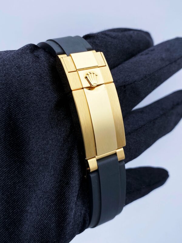 Rolex Daytona 116518LN 18K Yellow Gold Mens Watch Box Papers - Image 7