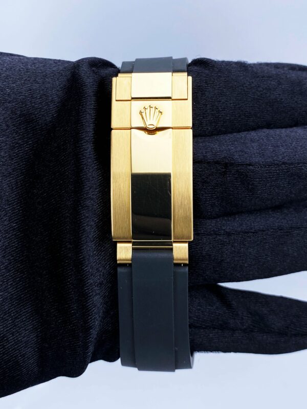 Rolex Daytona 116518LN 18K Yellow Gold Mens Watch Box Papers - Image 8