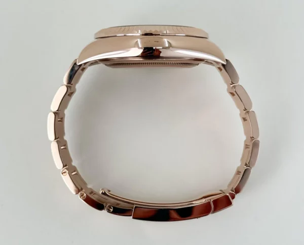 Rolex Everose Gold Sky-Dweller Watch  Fluted Ring Command Bezel  Blue-Green Index Dial  Oyster Bracelet M336935-0001 - Image 5