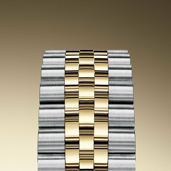 Rolex Sky-Dweller 42mm, Oystersteel and 18k Yellow Gold, Ref# 326933-0010 - Image 7