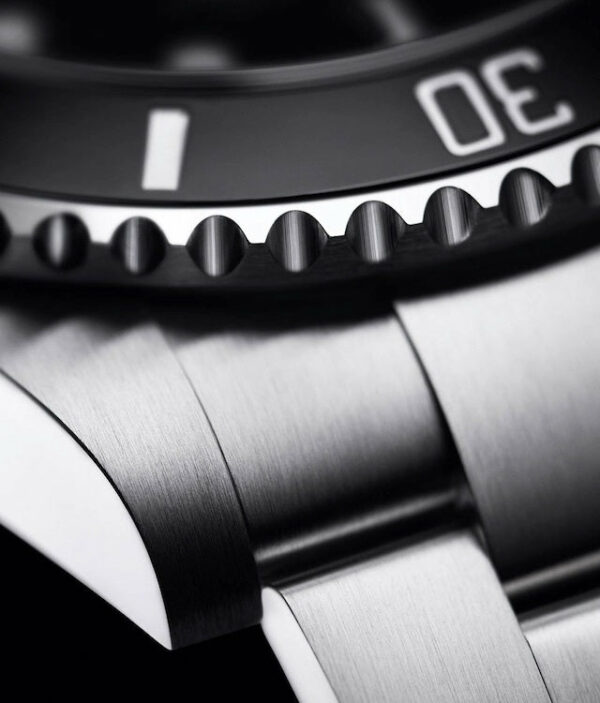 Rolex Submariner 41 mm Oystersteel Ref# 124060 - Image 3