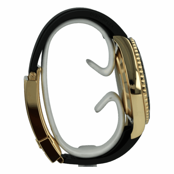 rolex yacht master m226658 0001 oyster 42 mm yellow gold 5388 mlc9d.png