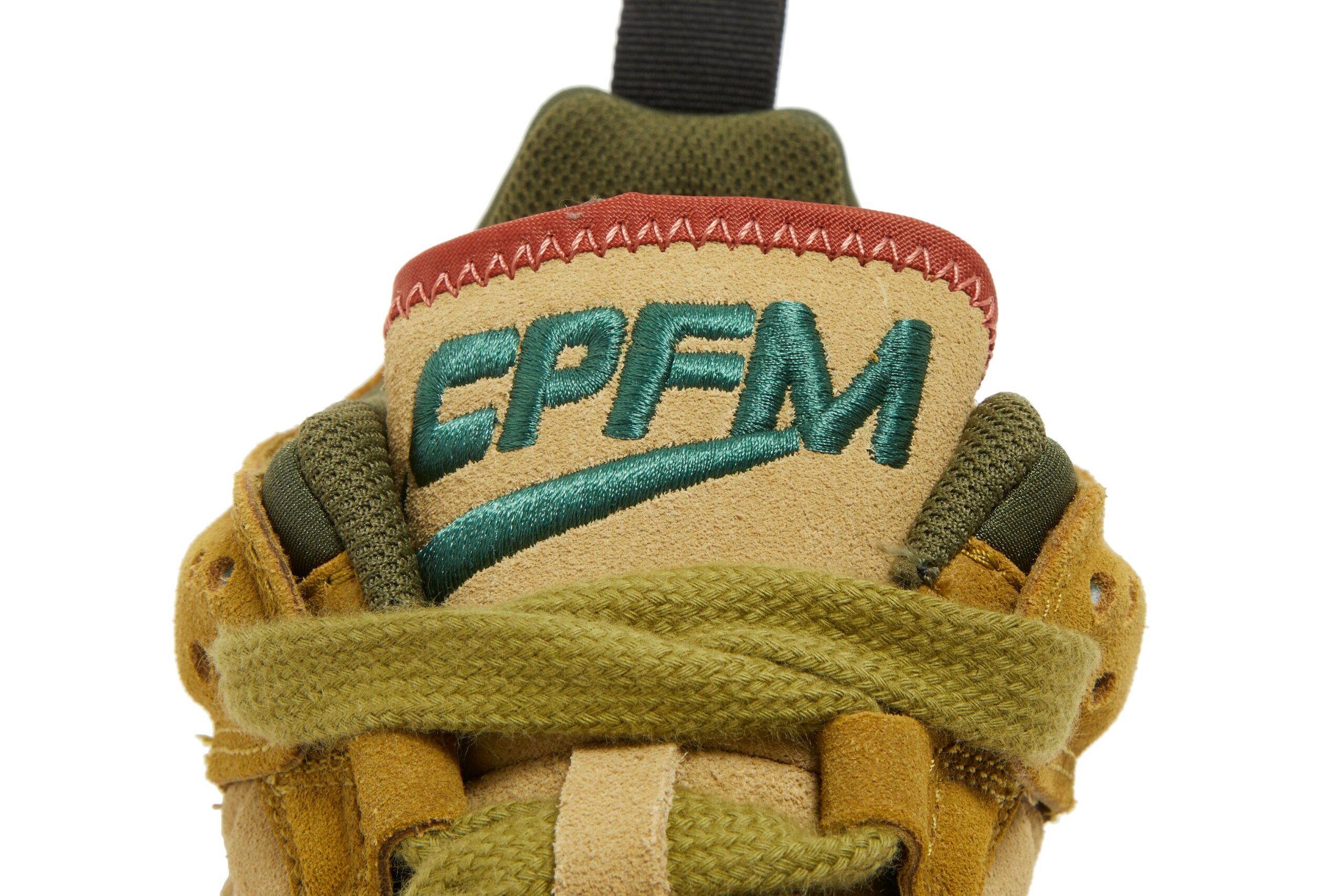 8apn13 8912 zlgtn.jpeg