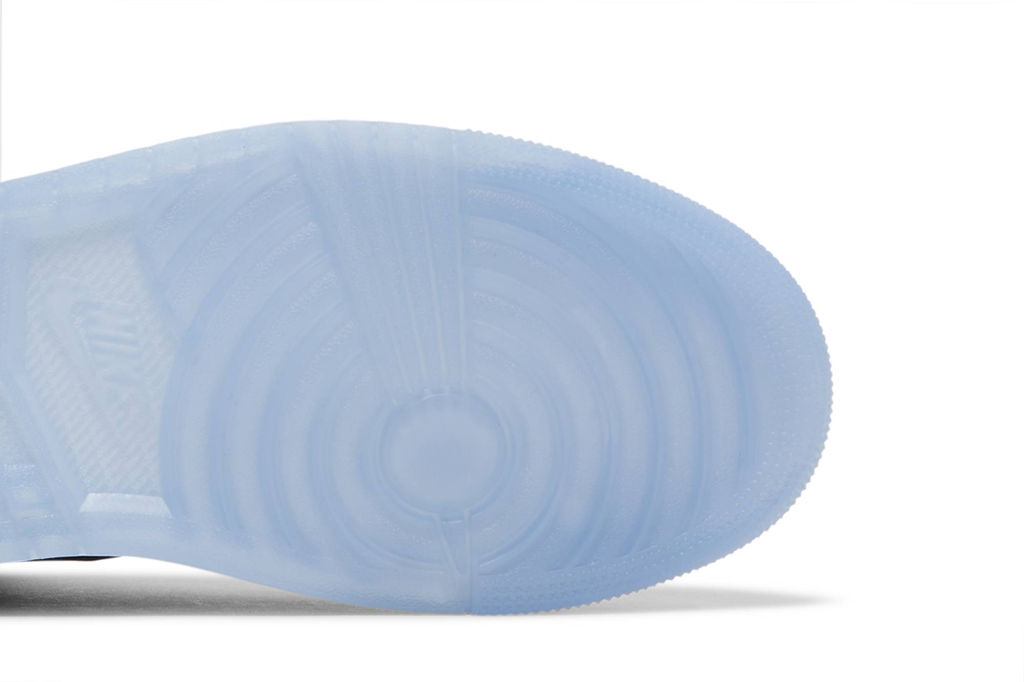 aycj5w 6786 aplai.jpeg