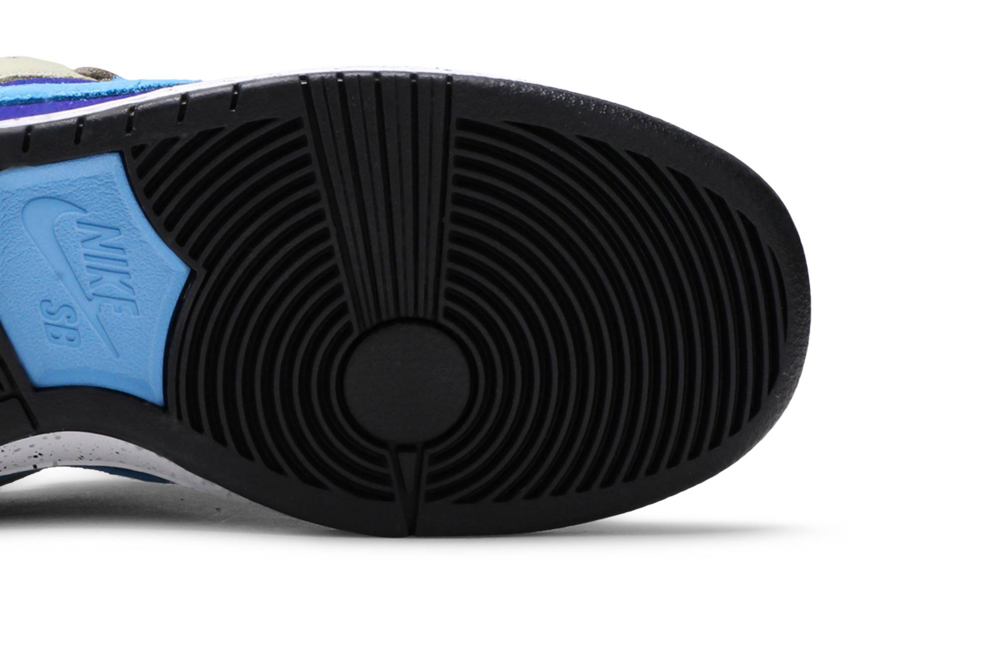 s32eqv 3241 z6yt4.jpeg