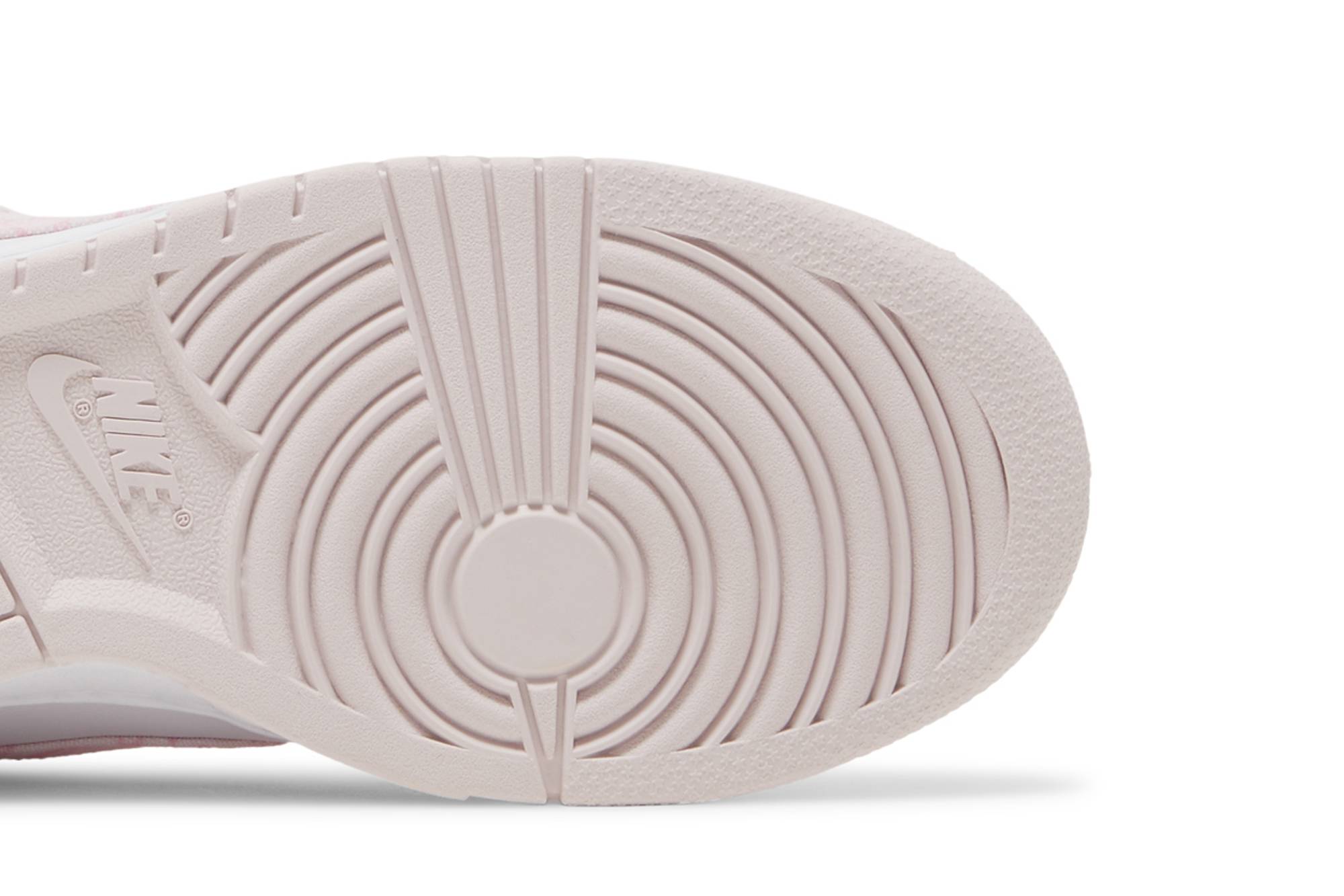 u2iqn4 1983 v0ndw.jpeg