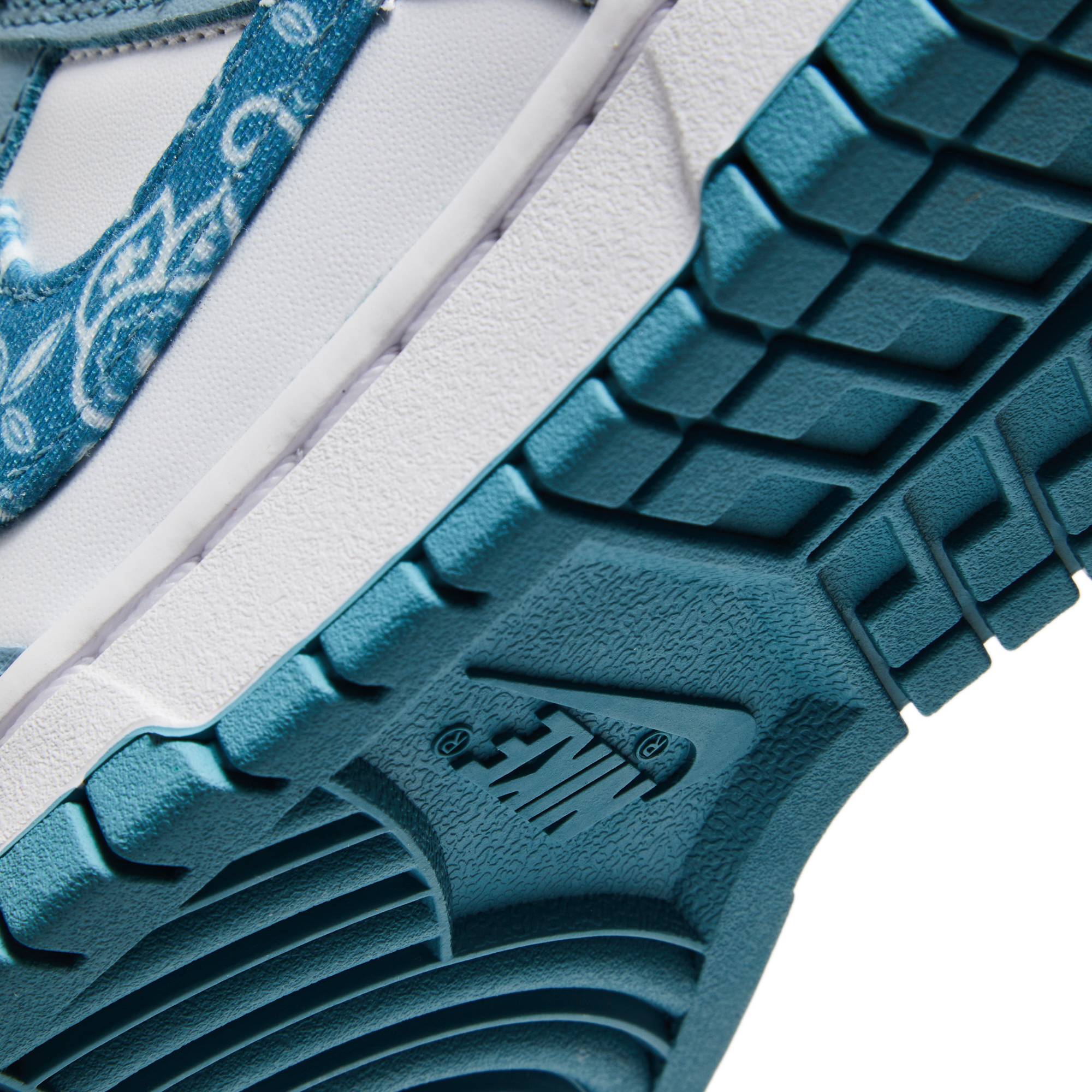 xnqhd9 4855 rgzuu.jpeg